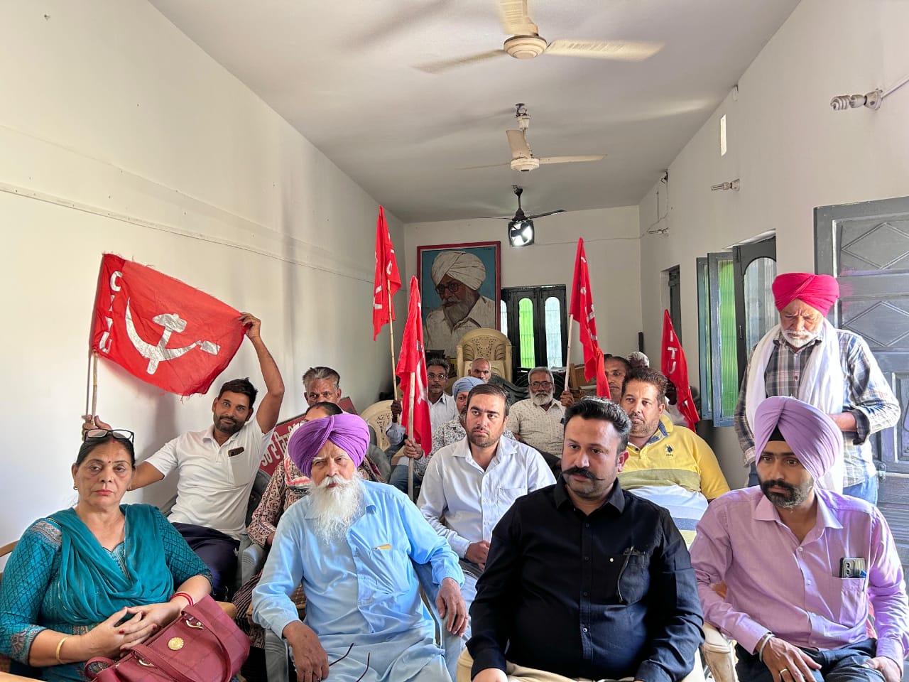CITU Foundation Day celebrated: Vadhoan.